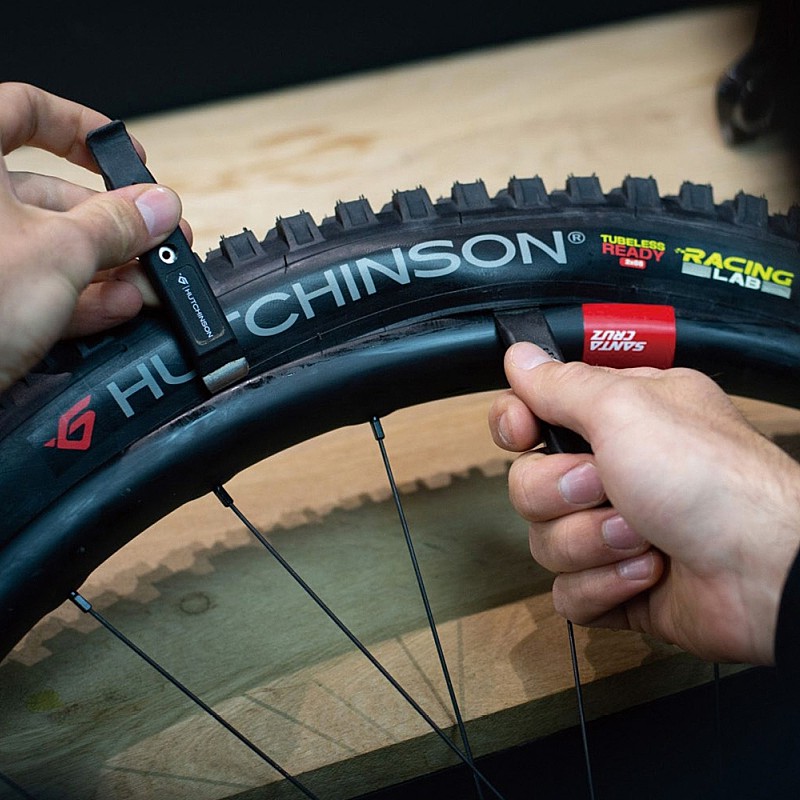 �ϥå��󥽥�ž���ѥۥ�����������ѹ�Tire lever kit�ʥ������С����åȡˤ�3���ܤξ��ʲ���