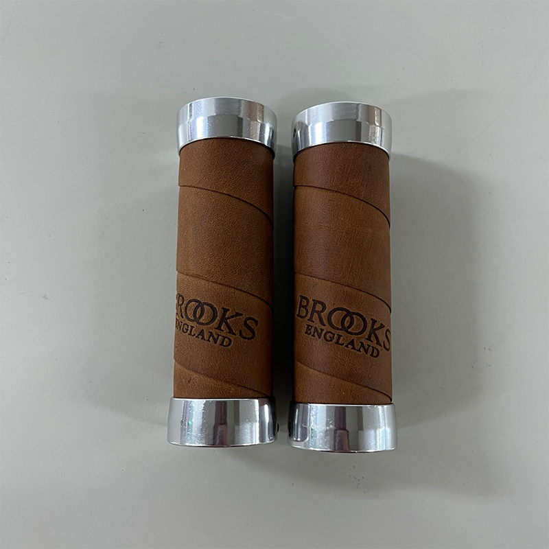 �֥�å�����ž���ѥϥ�ɥ륰��å�SLENDER LEATHER GRIPS �ʥ��������쥶������åס��ܳץ���å� ���饷����ʼ�ž�֤ˤ������� �������Х����ѥ���åפ�3���ܤξ��ʲ���