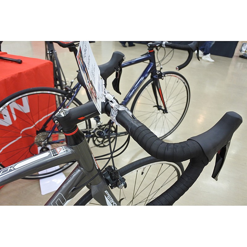 SCHWINN（シュウィン） 2017年モデル FASTBACK1 （ファストバック1