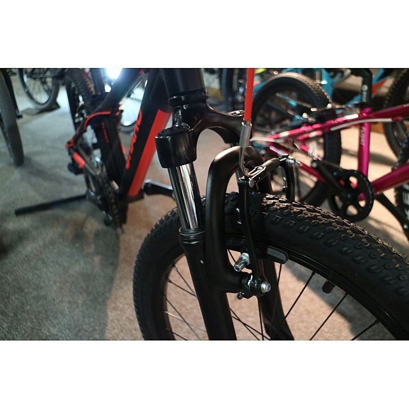 HARO BIKES（ハローバイクス） 2019年モデル FLIGHTLINE24 （フライト