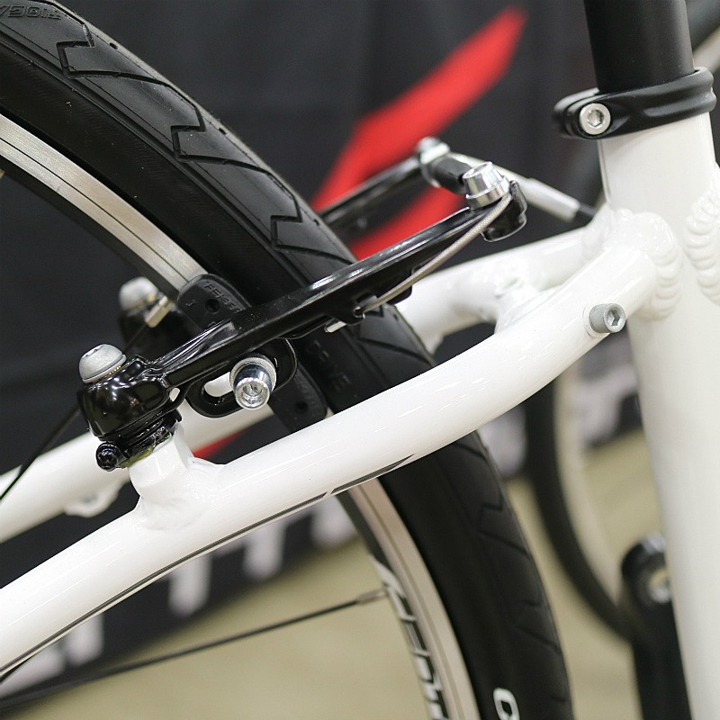 自転車通勤・通学におすすめ！】【車庫ざらえ】CENTURION