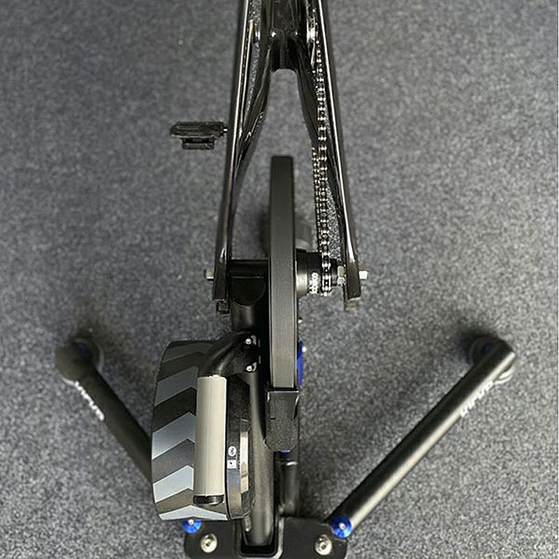 【ジャンク品】Wahoo kicer v5 ACアダプター、スプロケット付 wahoo（ワフー）固定ギア アダプター トレーナー用 （ヴェロバイク